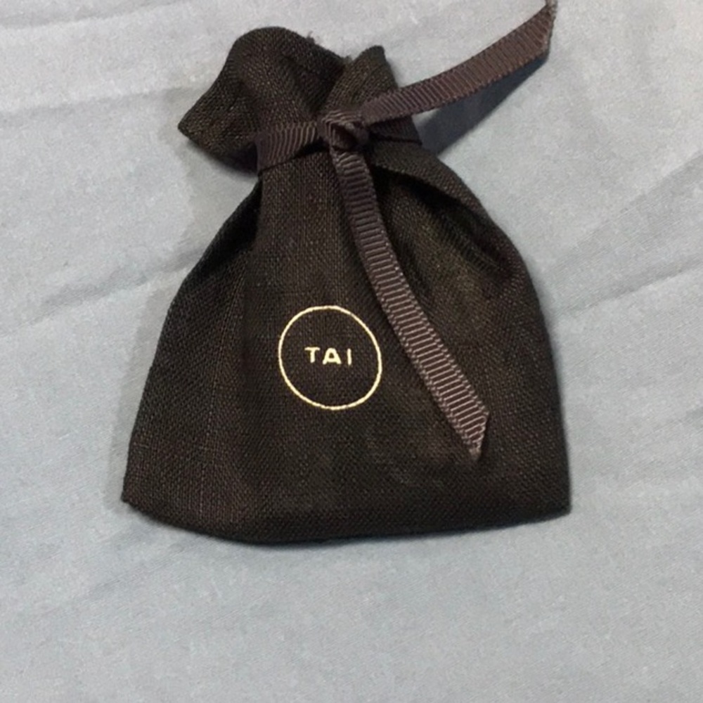 Tai necklace